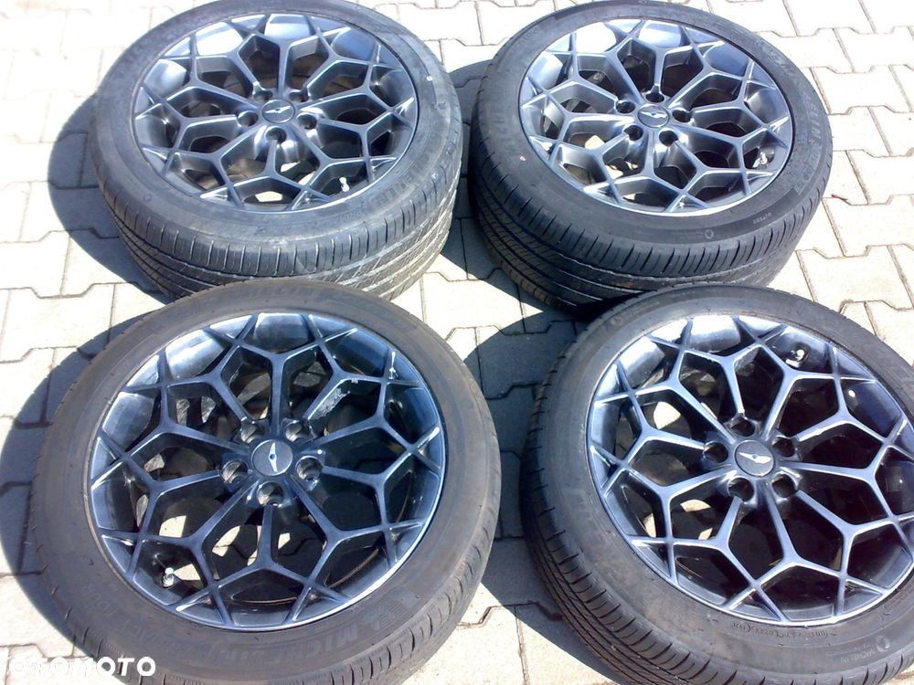 genesis g80 2021 - koła felgi 19'' orginał 245/45r19 275/40r19 5x114,3 - 1