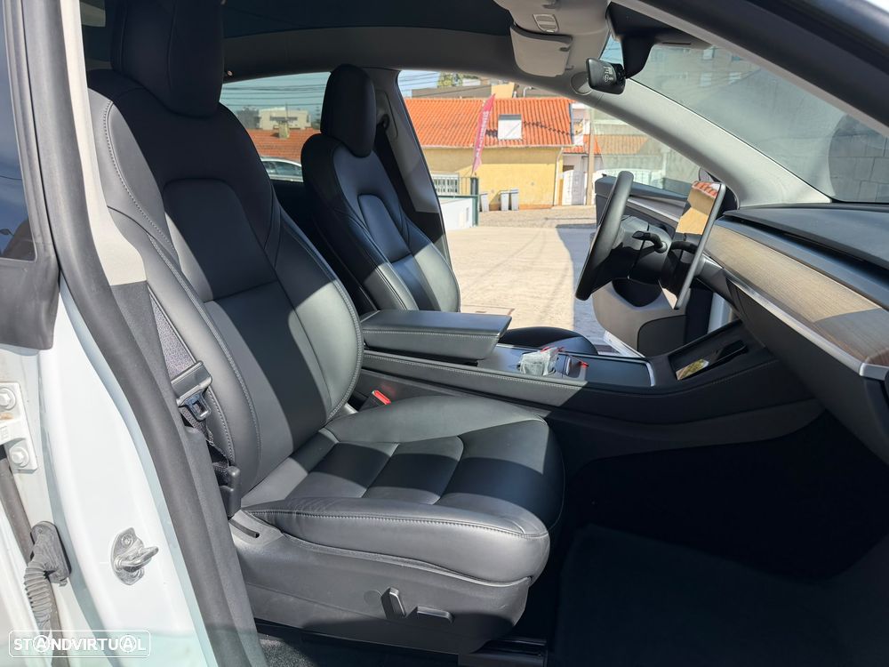 Tesla Model Y Long Range Tração Integral - 25