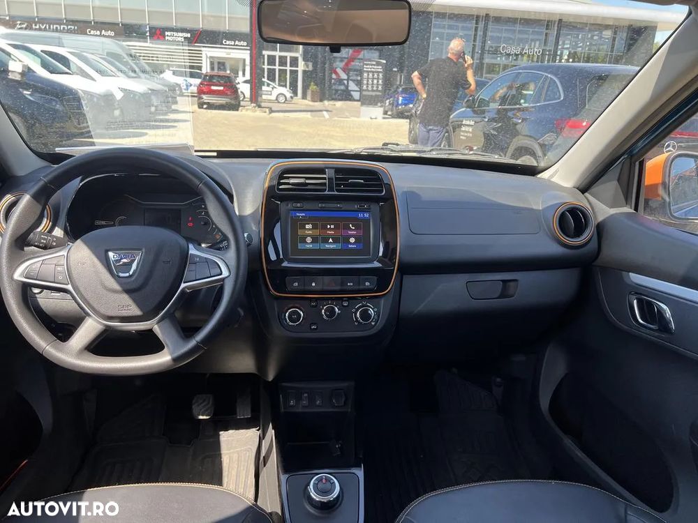 Dacia Spring - 11