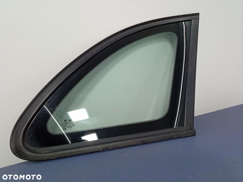 SKODA FABIA II 5J KOMBI SZYBA KAROSERYJNA TYŁ PRAWA 5J9845298 - 1