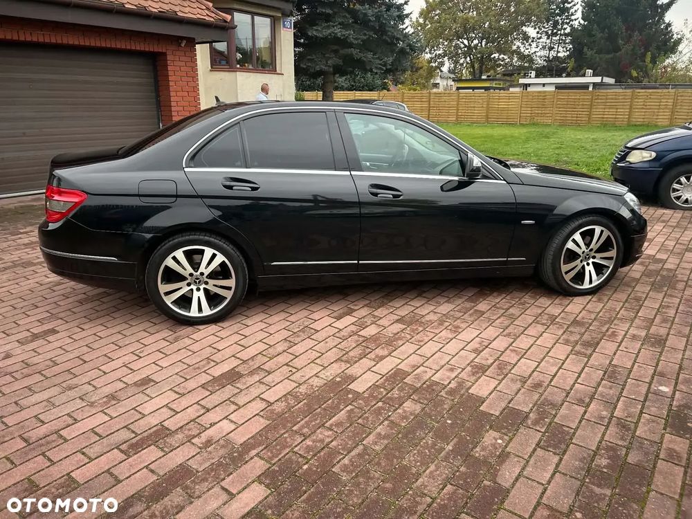 Mercedes-Benz C-Class 2008 photo 3