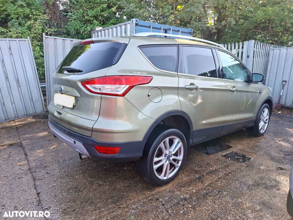 Aripa Fata Dreapta Ford Kuga 2013 SUV Verde - 4