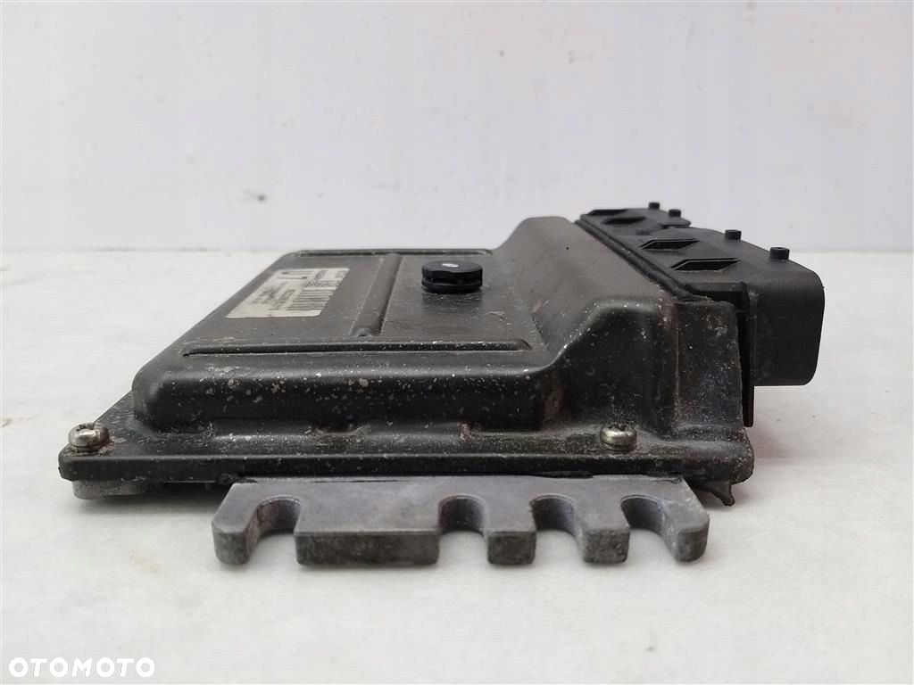 Komputer sterownik silnika Nissan Micra K12 2003-2010  MEC32-080 - 4