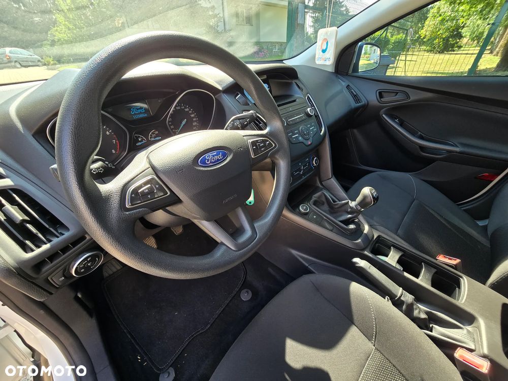 Ford Focus - 13