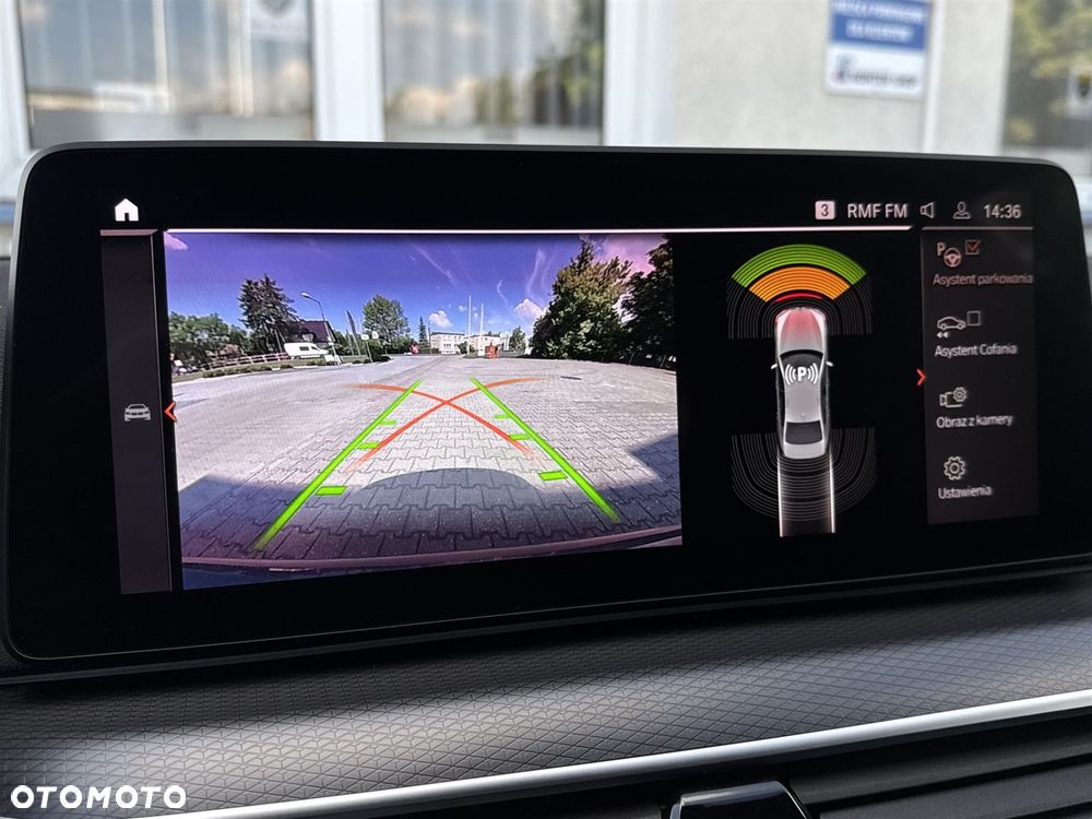 BMW Seria 5 - 16
