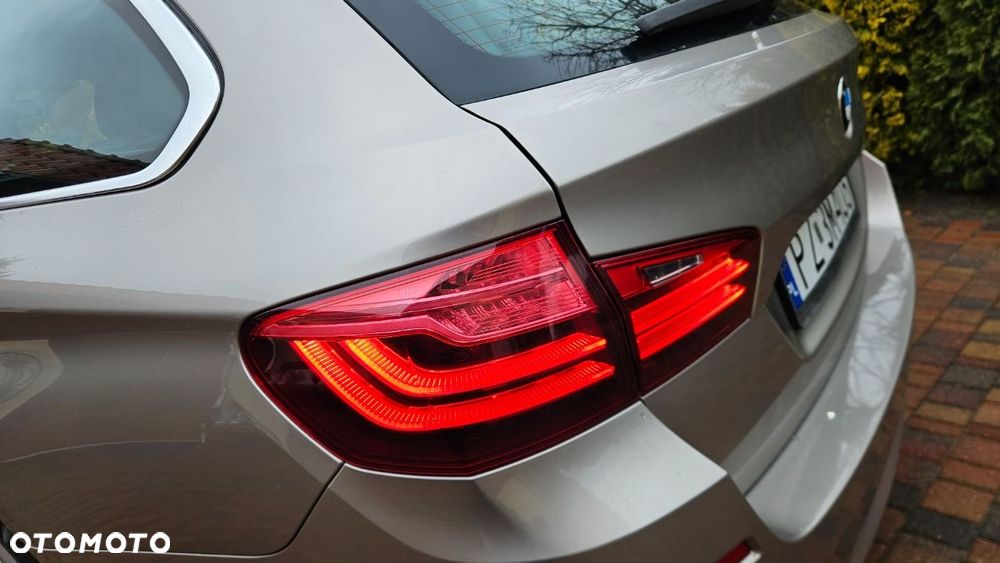 BMW Seria 5 520d - 24