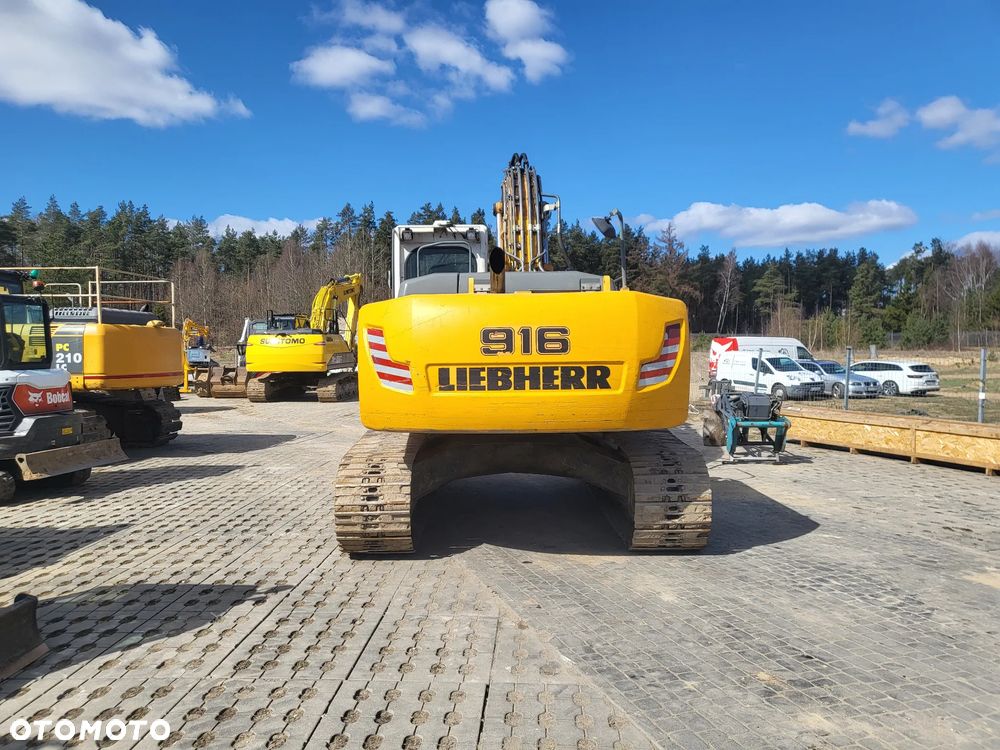Liebherr R916 - 6