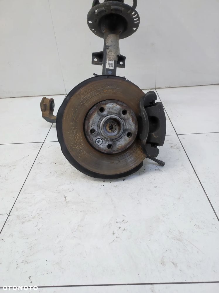 ZWROTNICA MCPERSON WAHACZ PRAWY PRZÓD VW TRANSPORTER T6 LIFT 2.0 TDI - 2