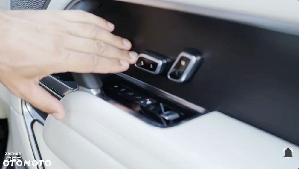 Land Rover Range Rover - 13