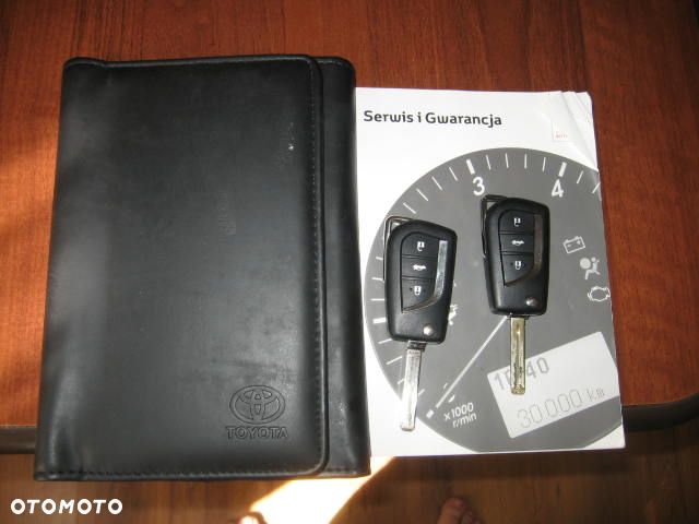 Toyota Corolla 1.4 D-4D Active EU6 - 25