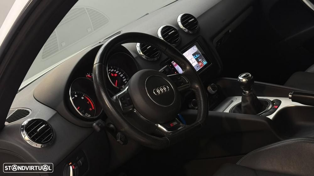 Audi TT Coupé 1.8 TFSI S-line - 3