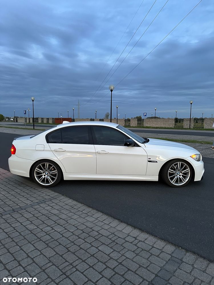 BMW Seria 3 325i Edition Sport - 2