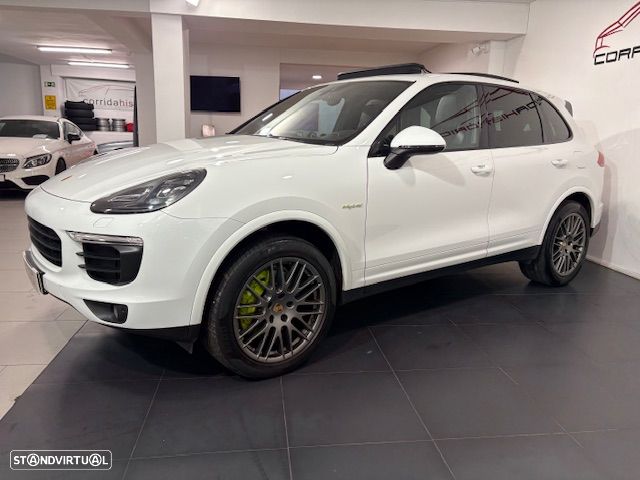 Porsche Cayenne S E-Hybrid Platinum Edition - 55