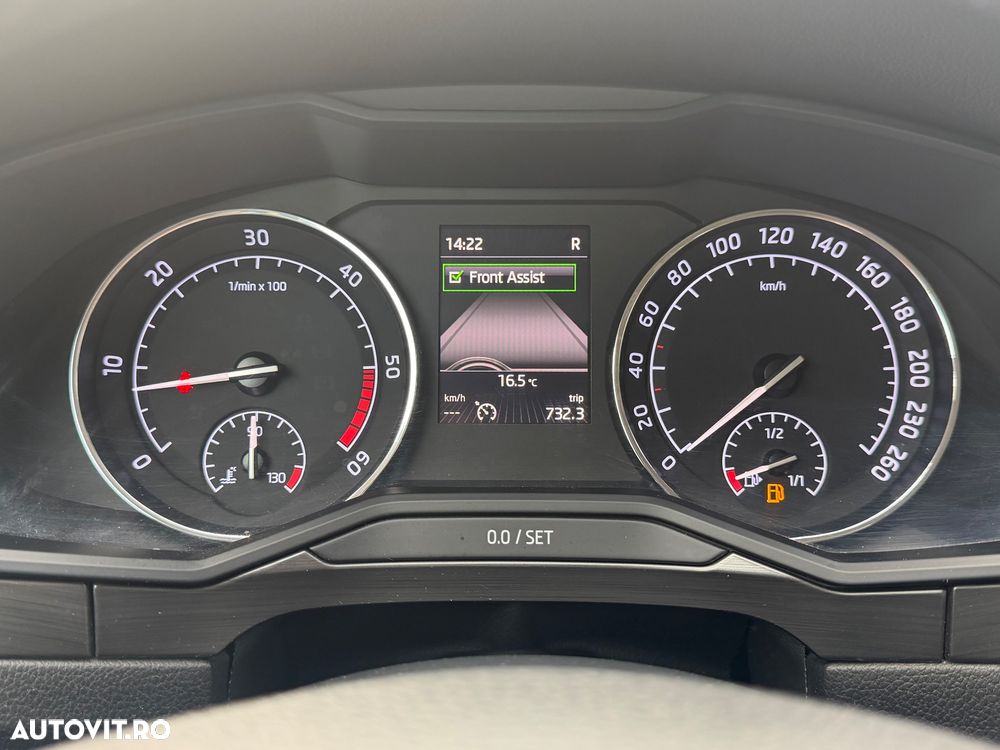 Skoda Superb 2.0 TDI DSG Style - 18