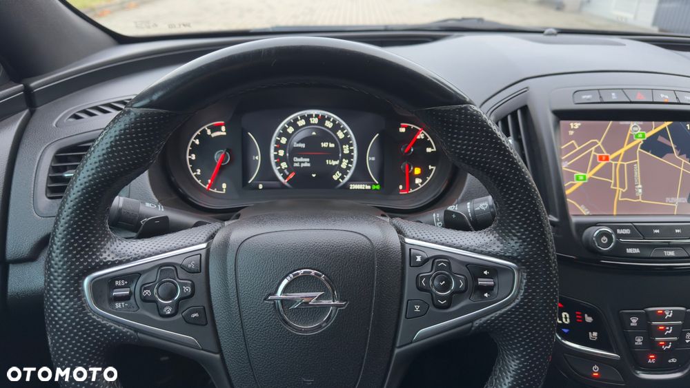 Opel Insignia 2.0 CDTI - 26
