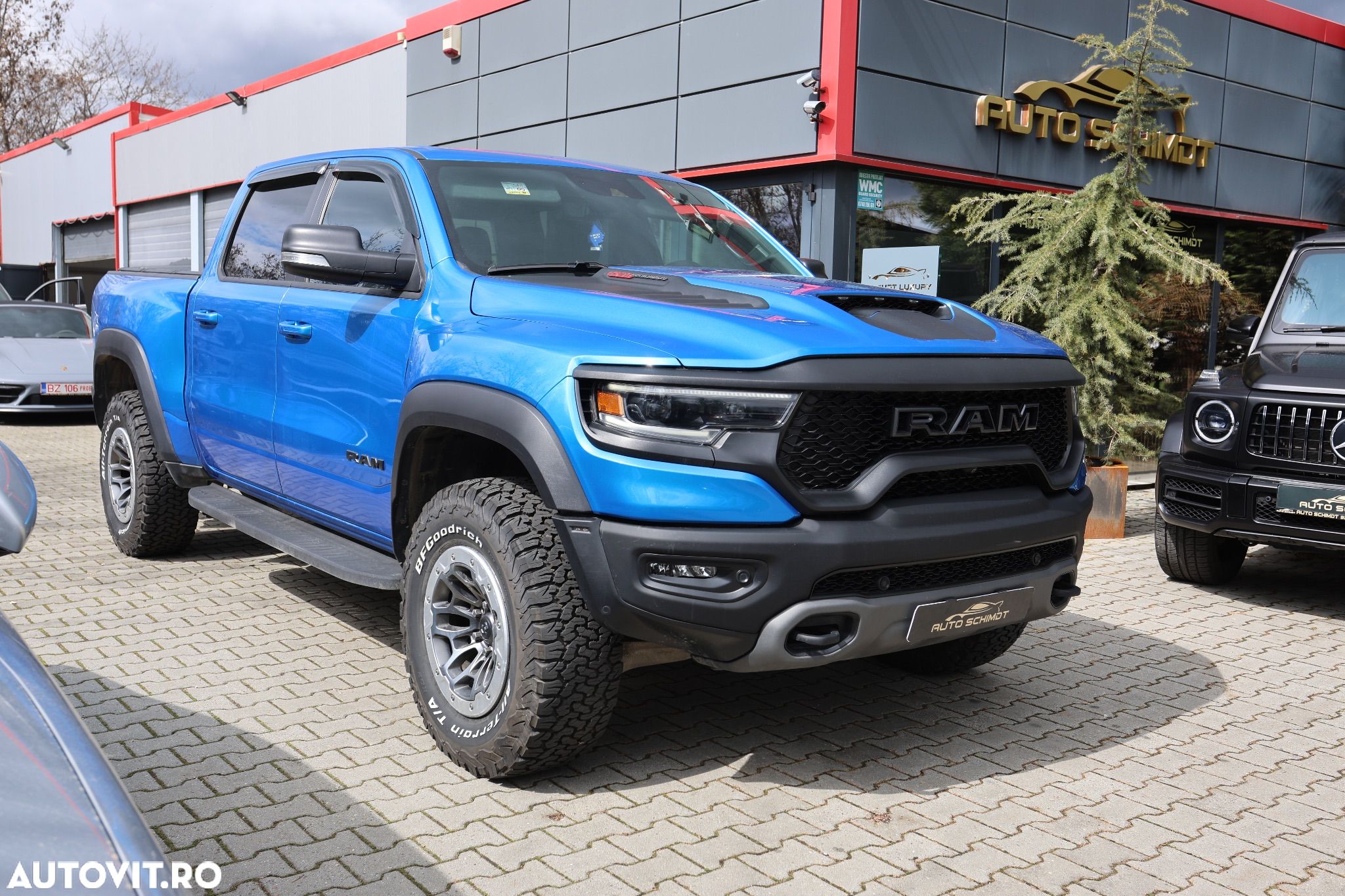Dodge RAM - 1