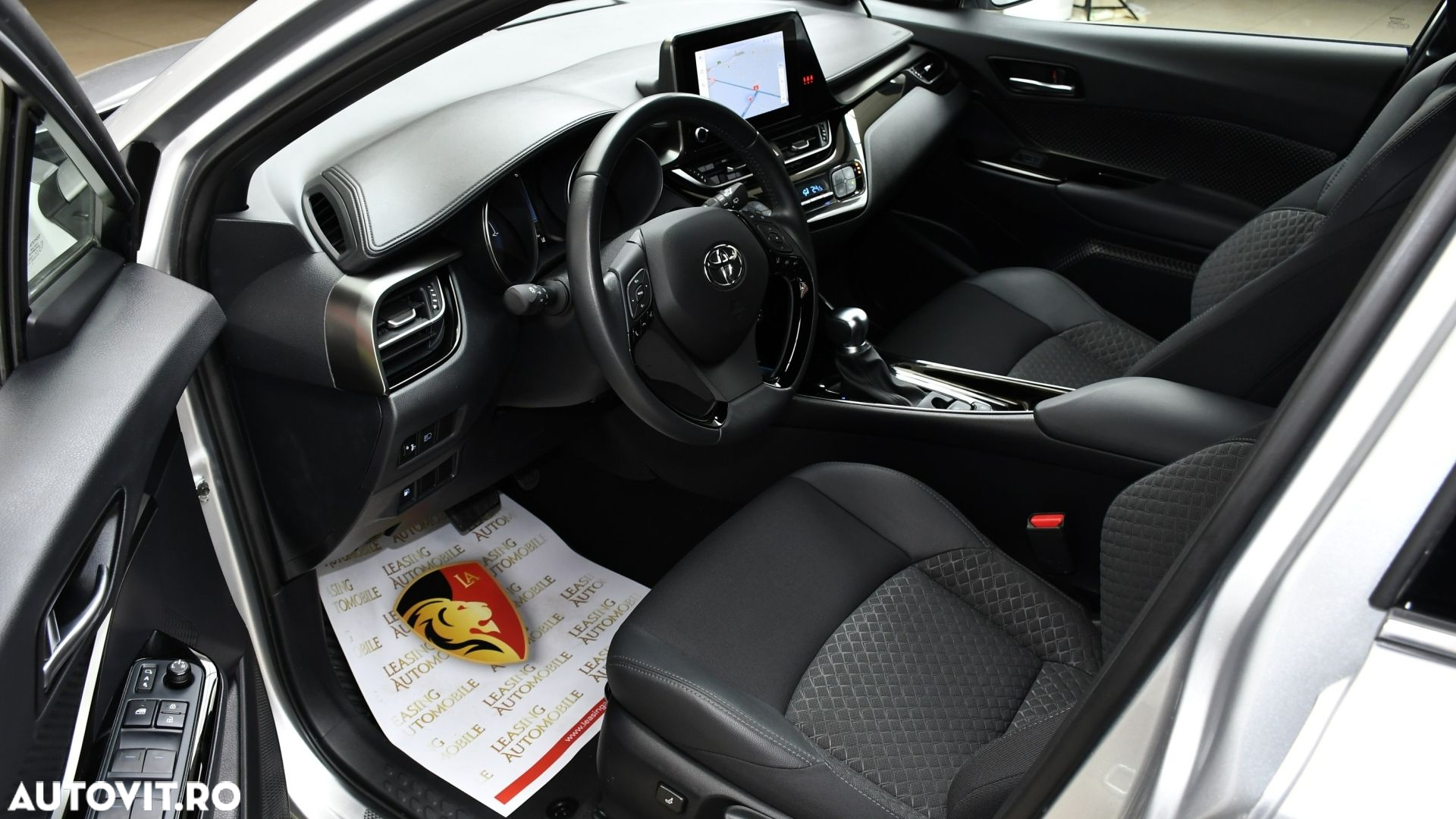 Toyota C-HR 2.0 HSD 184 CP 4x2 CVT Style - 10