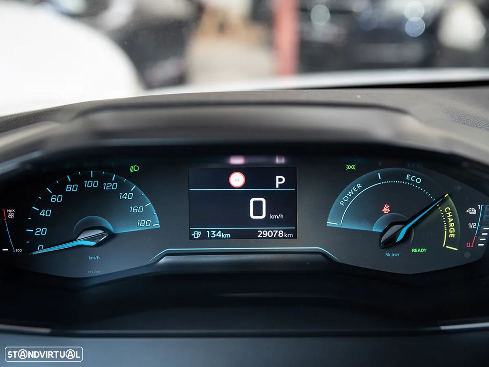 Peugeot e-208 Active - 16