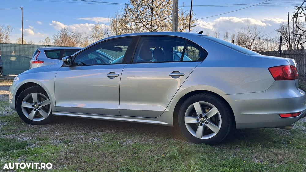Volkswagen Jetta 1.6 TDI CR DPF Comfortline - 5