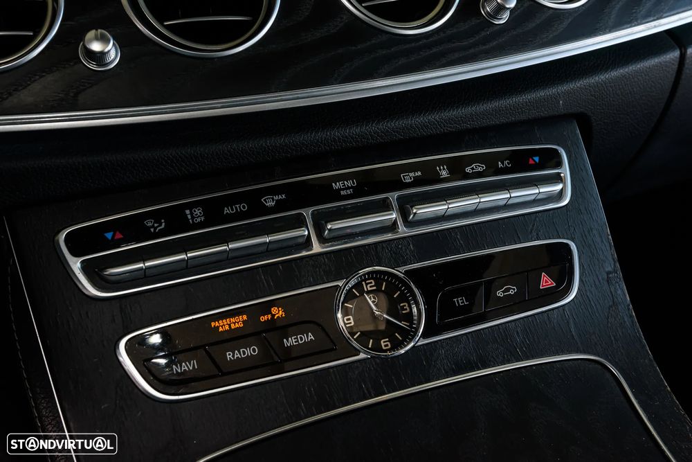 Mercedes-Benz E 300 de 9G-TRONIC AMG Line - 21