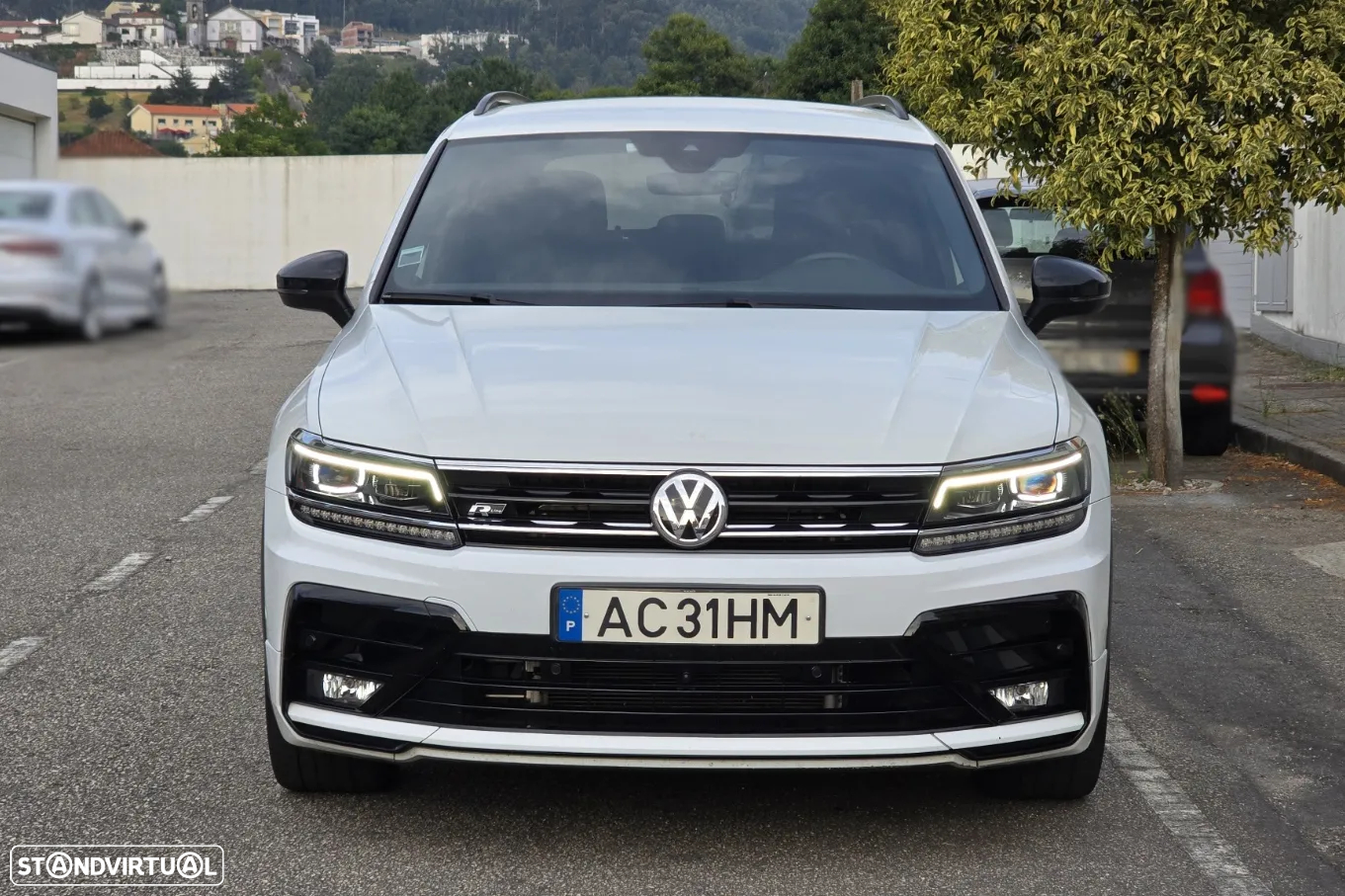 VW Tiguan 1.5 TSI R-Line DSG - 2