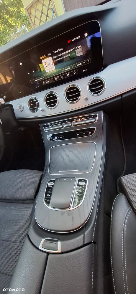 Mercedes-Benz Klasa E 200 d 9G-TRONIC - 27