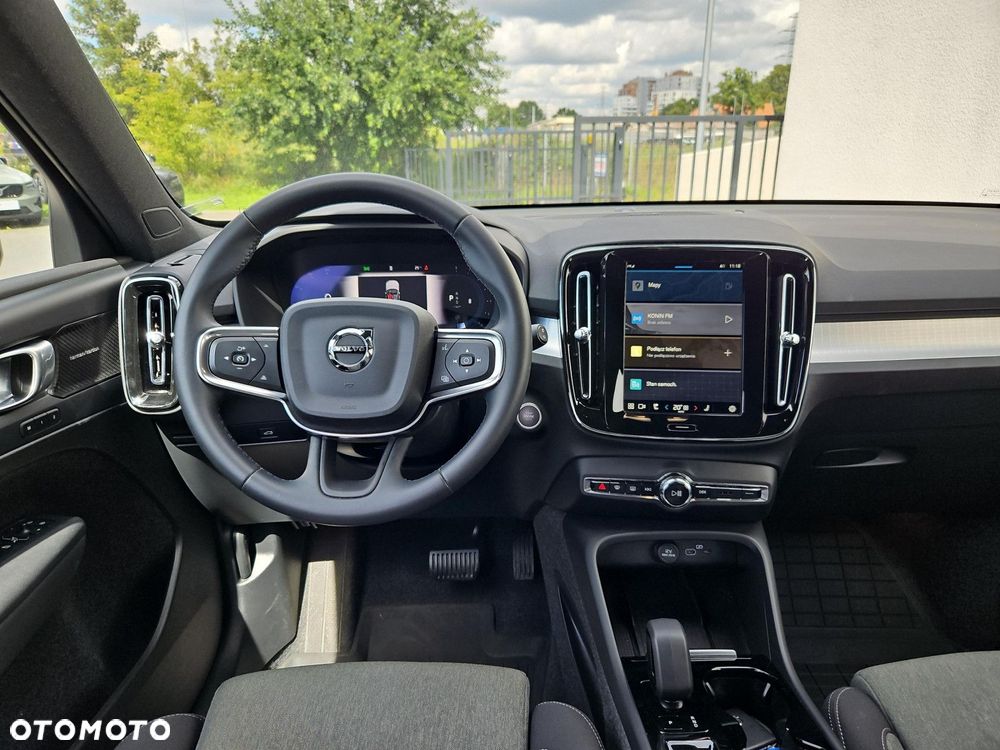 Volvo XC 40 B3 Plus Dark - 13