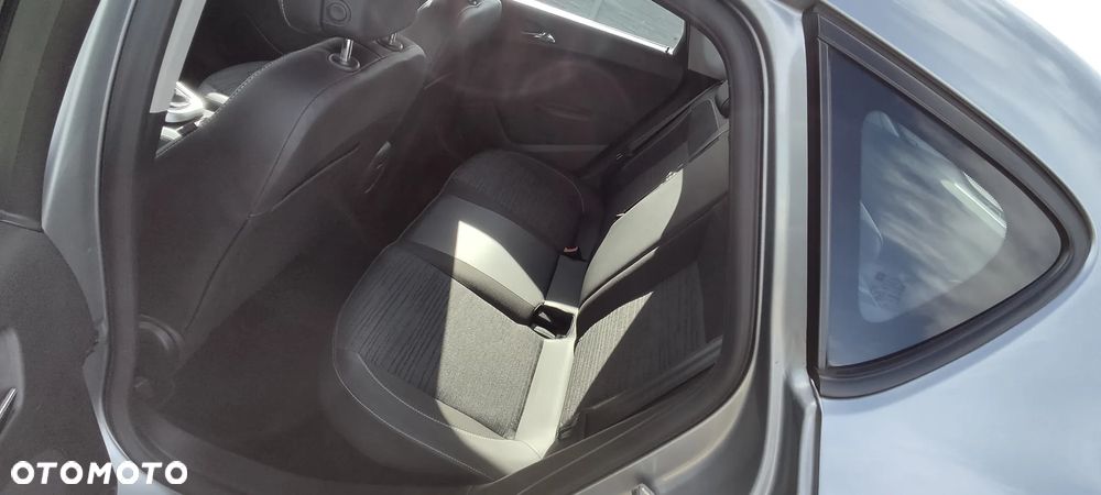 Opel Astra 1.4 Turbo ENERGY - 27