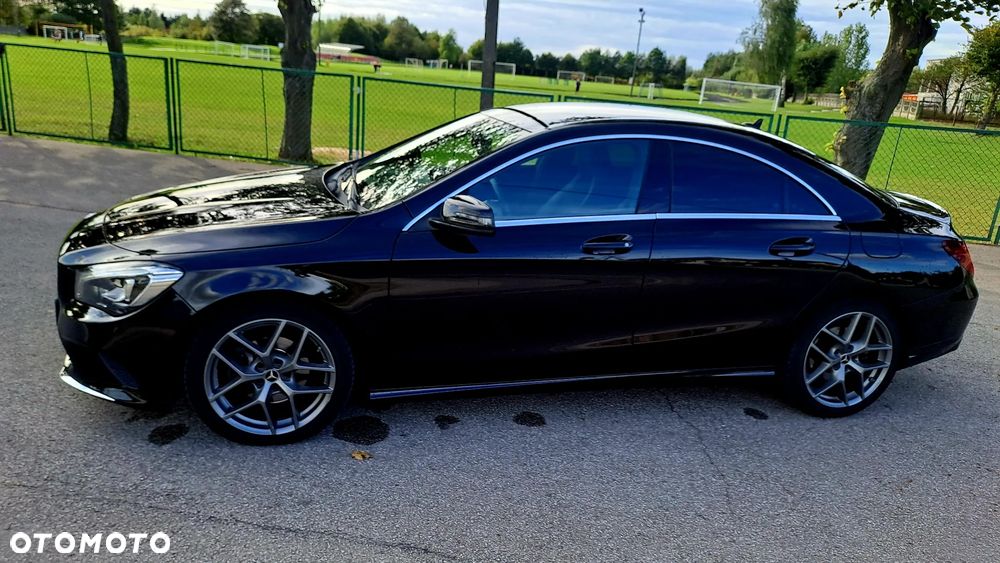Mercedes-Benz CLA 180 7G-DCT AMG Line - 25