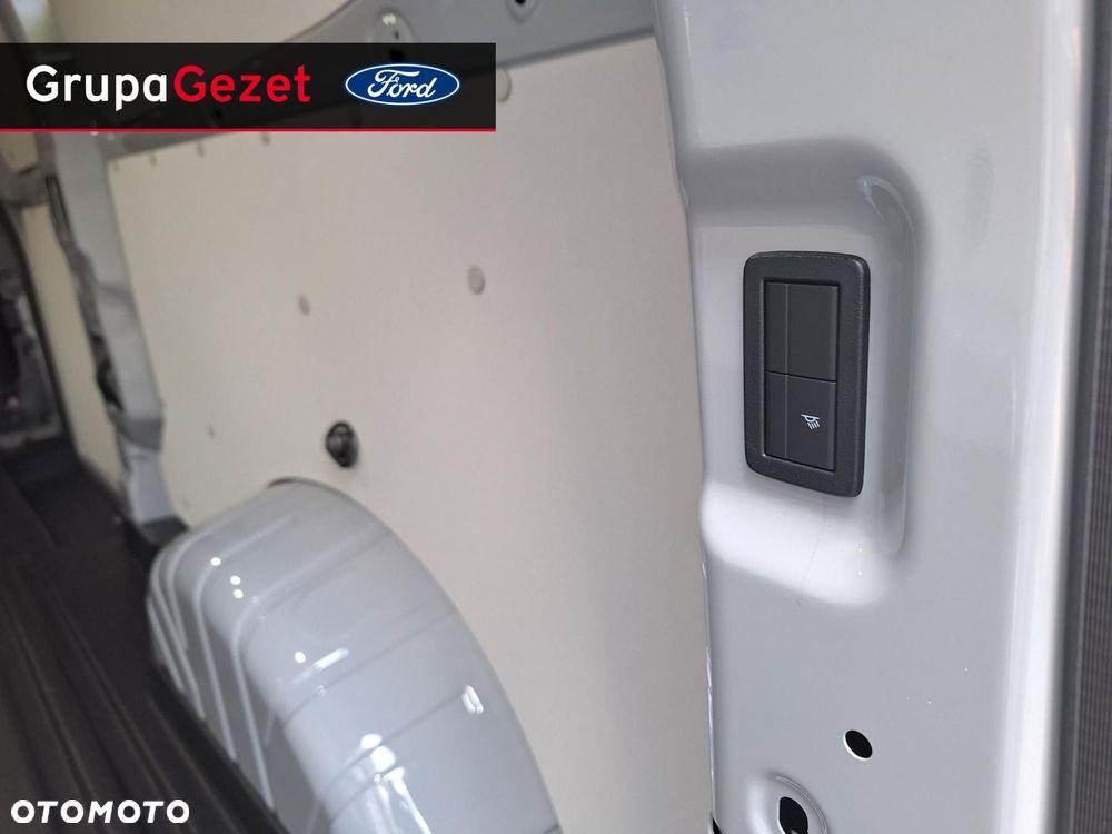 Ford Transit Custom - 19