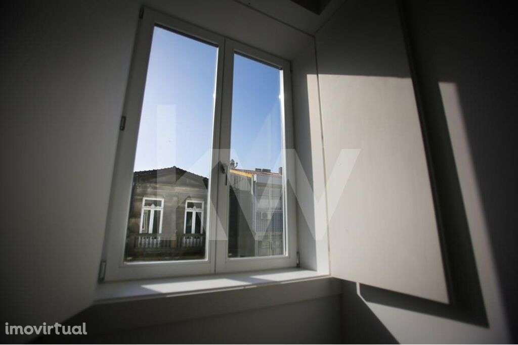 T1 Duplex, na prestigiada Rua de Santa Catarina, no coração da cidade - Grande imagem: 5/36