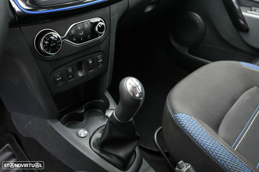 Dacia Sandero - 16