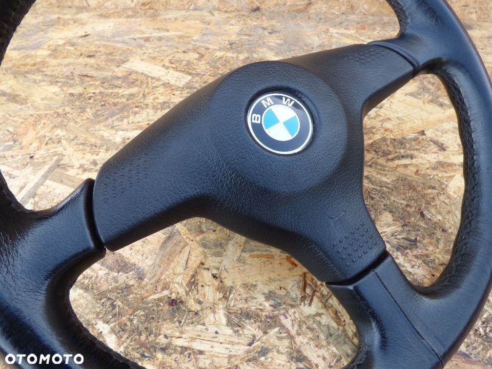 BMW E31 KIEROWNICA - 3