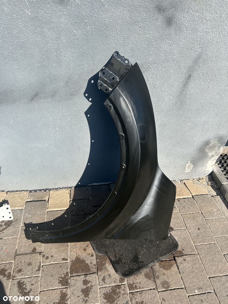 TOYOTA C-HR BLOTNIK LEWY NOWY ORG. - 2