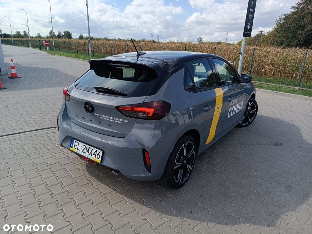 Opel Corsa 1.2 GS S&S - 9