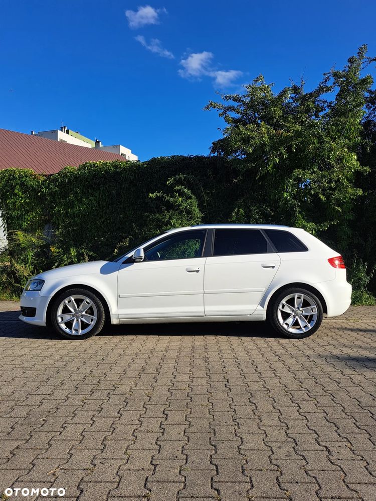 Audi A3 Sportback 1.6 TDI DPF Ambition - 15