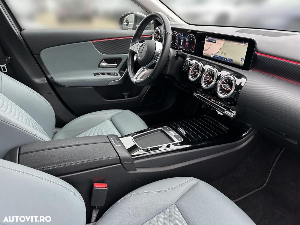 Mercedes-Benz A 220 4MATIC Aut. - 14