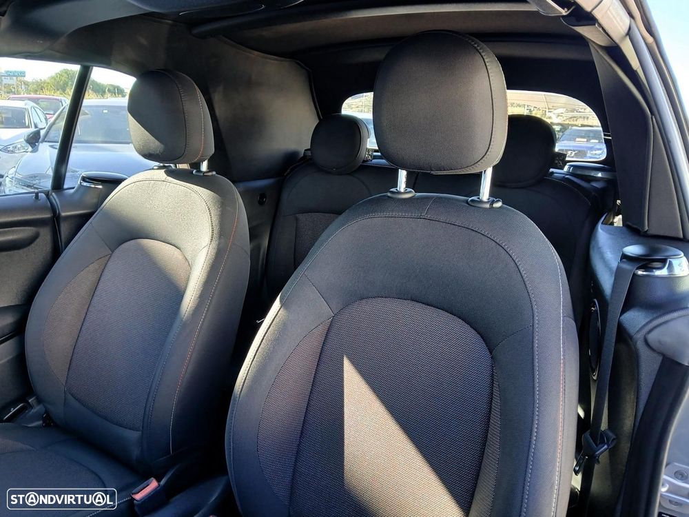 MINI Cabrio One - 16