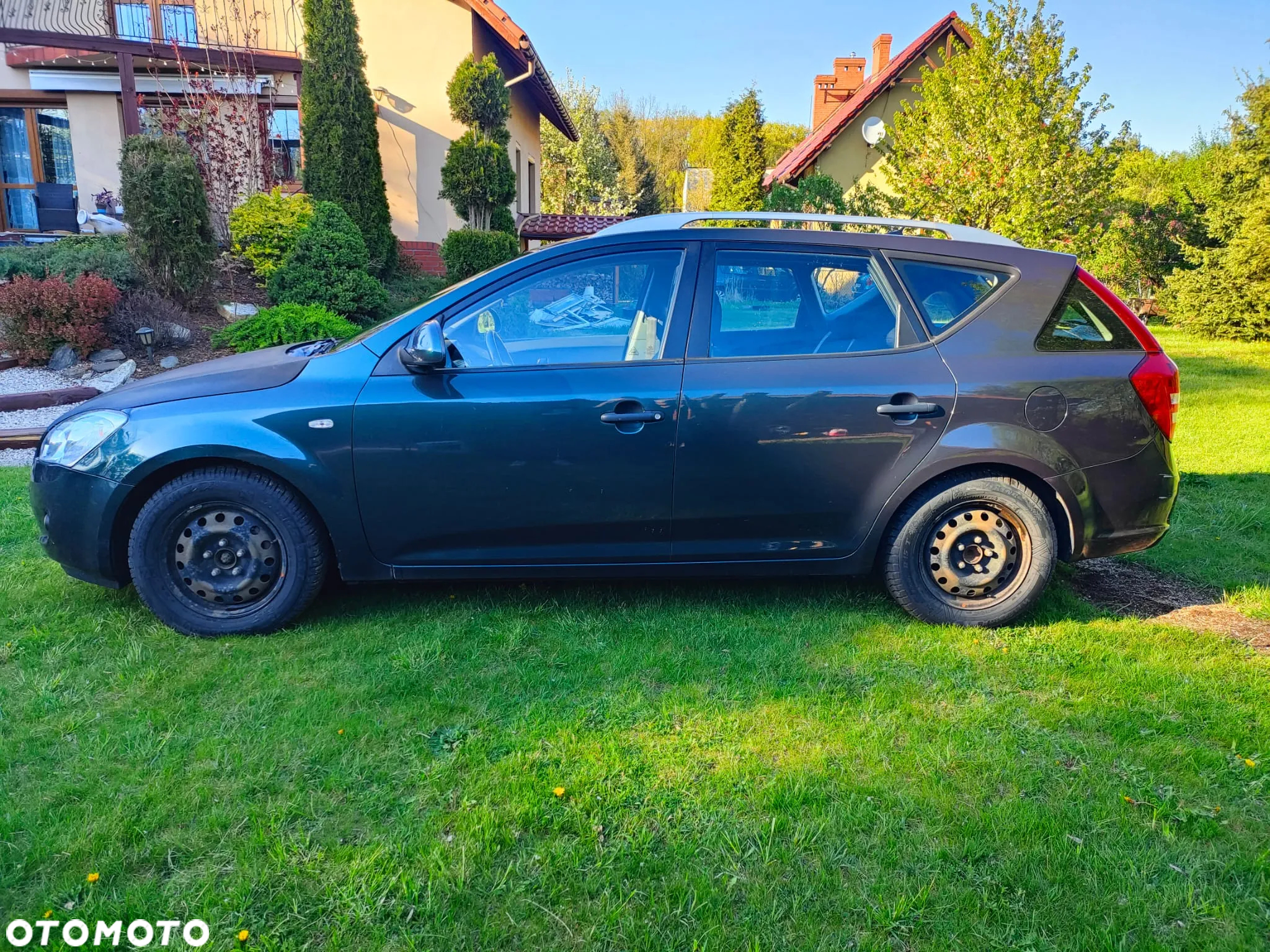 Kia Ceed - 4