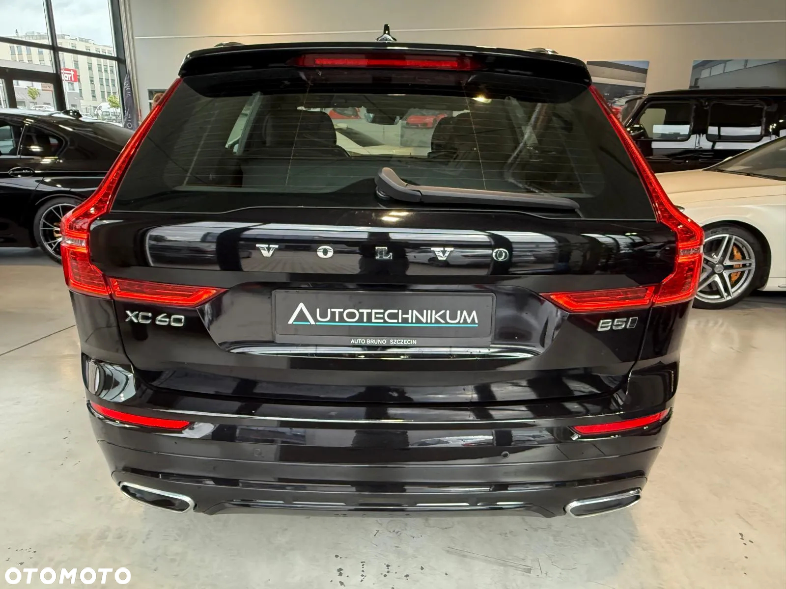 Volvo XC 60 B5 B AWD Momentum Pro - 20