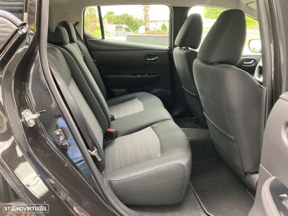 Nissan Leaf N-Connecta - 35
