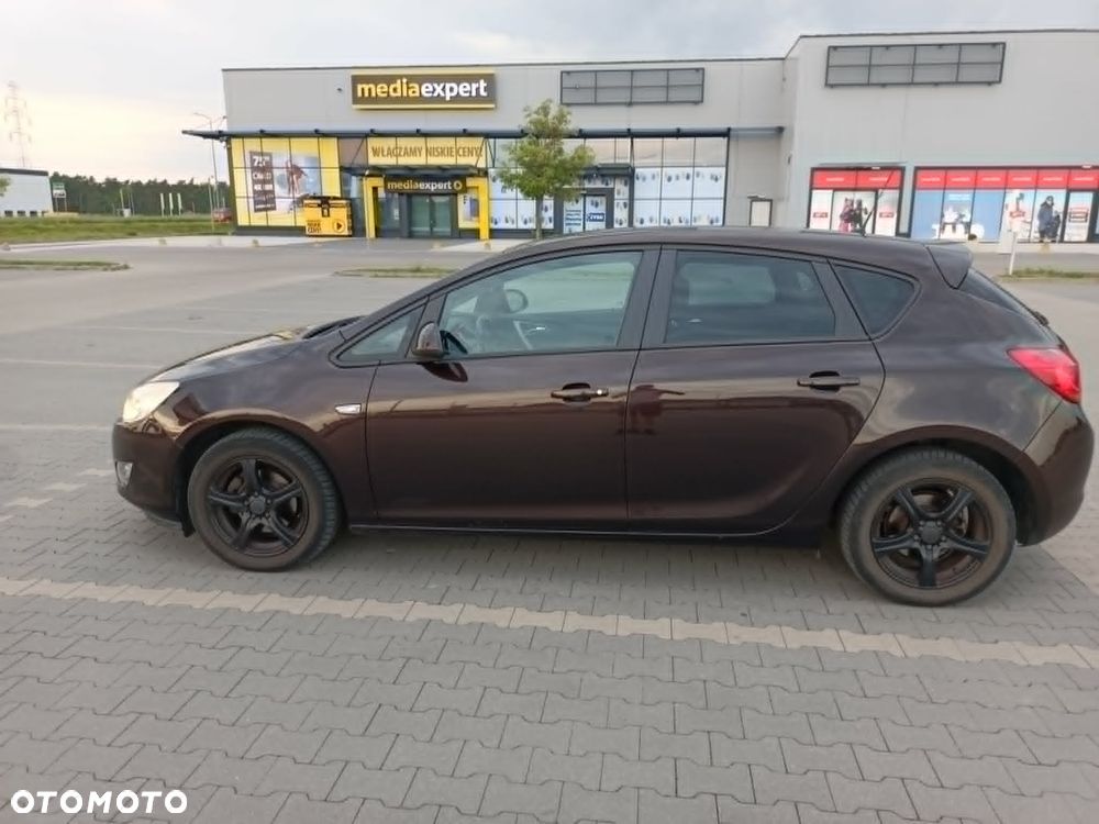 Opel Astra 1.4 T Enjoy - 4