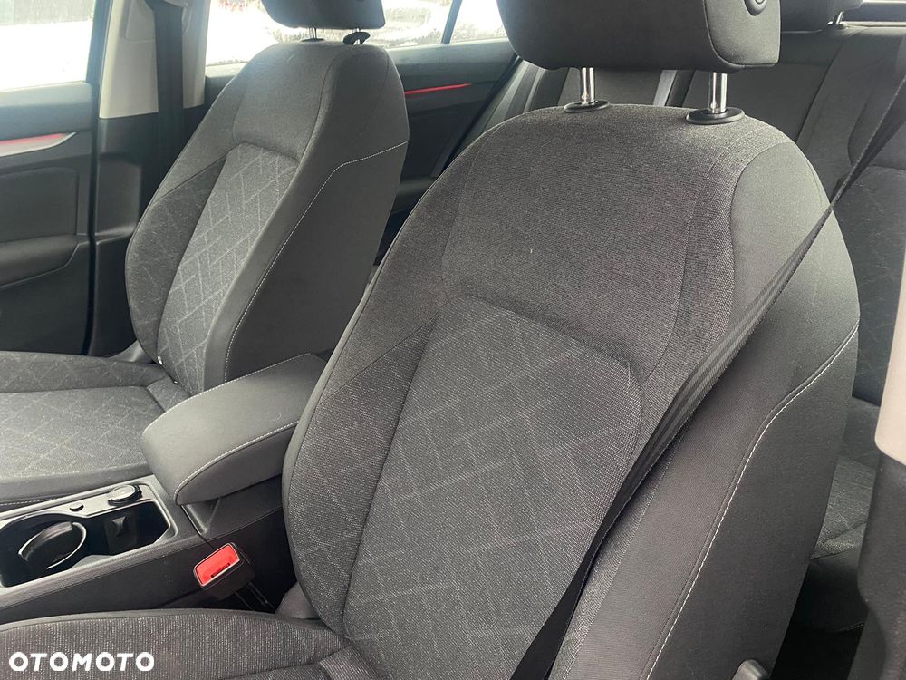 Volkswagen Golf - 15