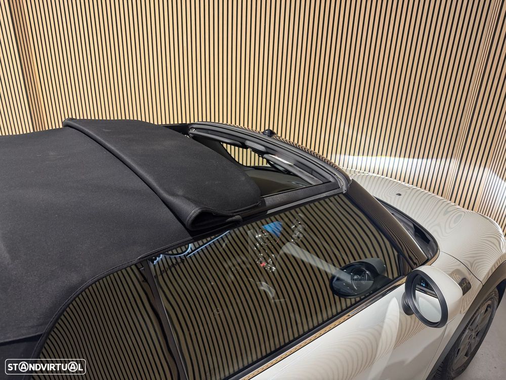 MINI Cabrio Cooper - 34