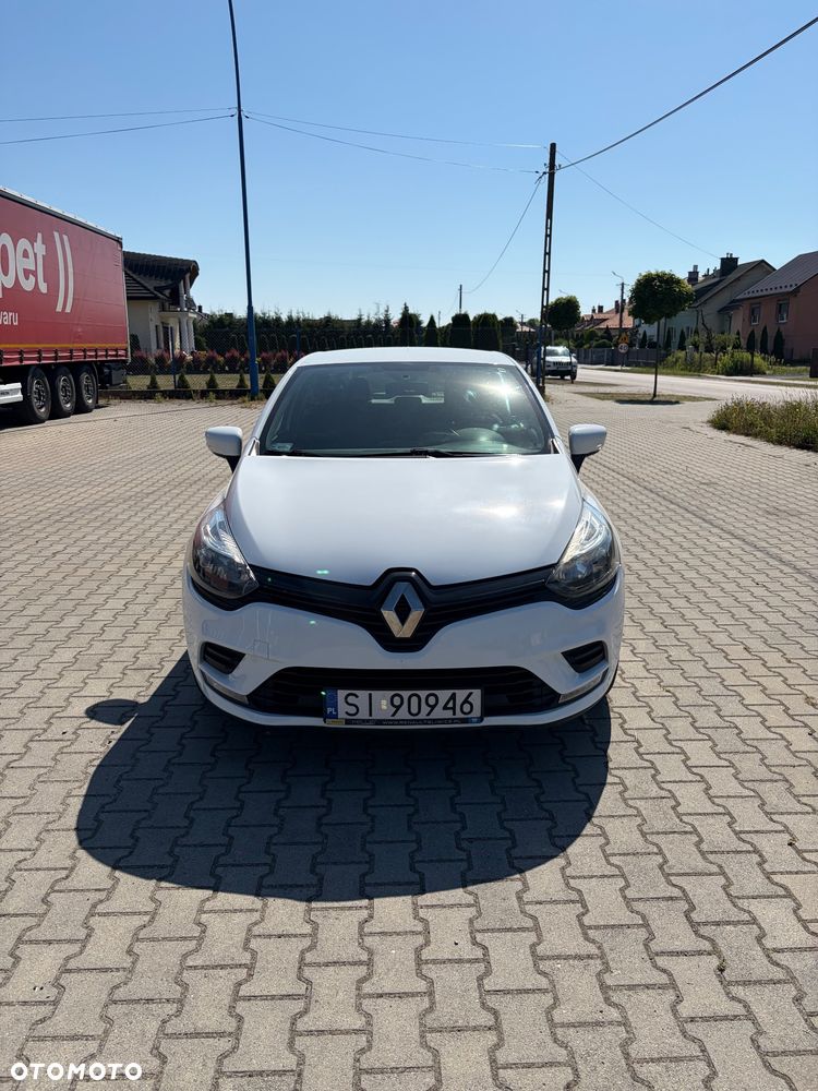 Renault Clio - 2