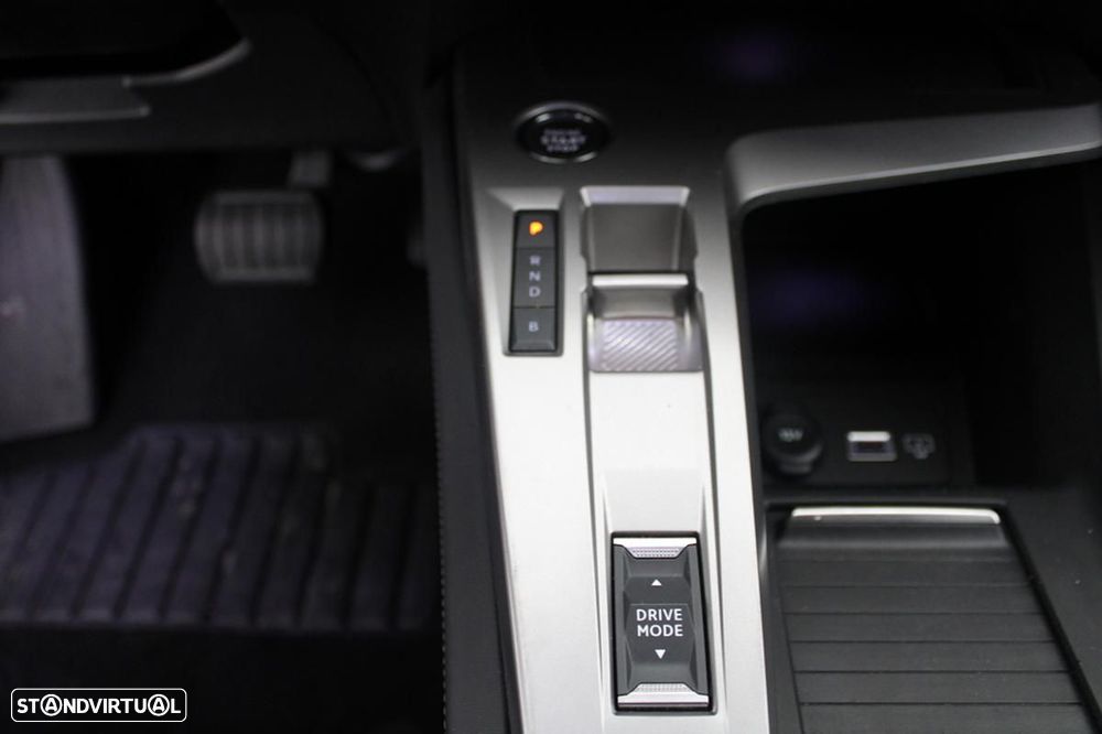 Peugeot e-308 54 kWh Allure - 20