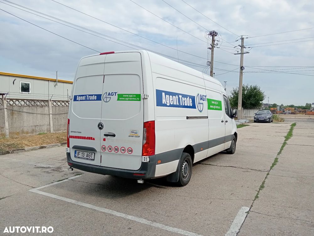 Mercedes-Benz Sprinter - 12