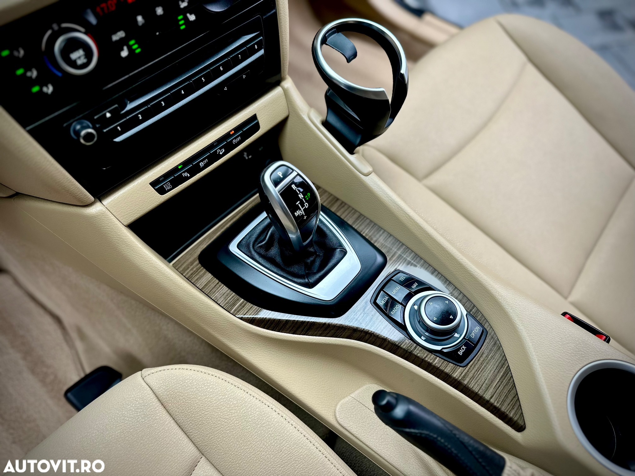 BMW X1 - 15