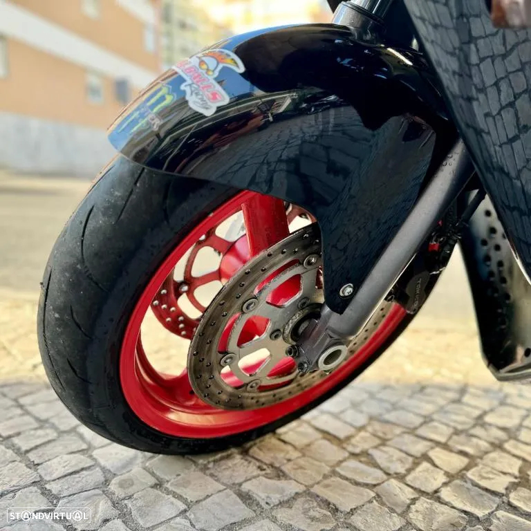Suzuki GSX-R 600 SRAD - 9
