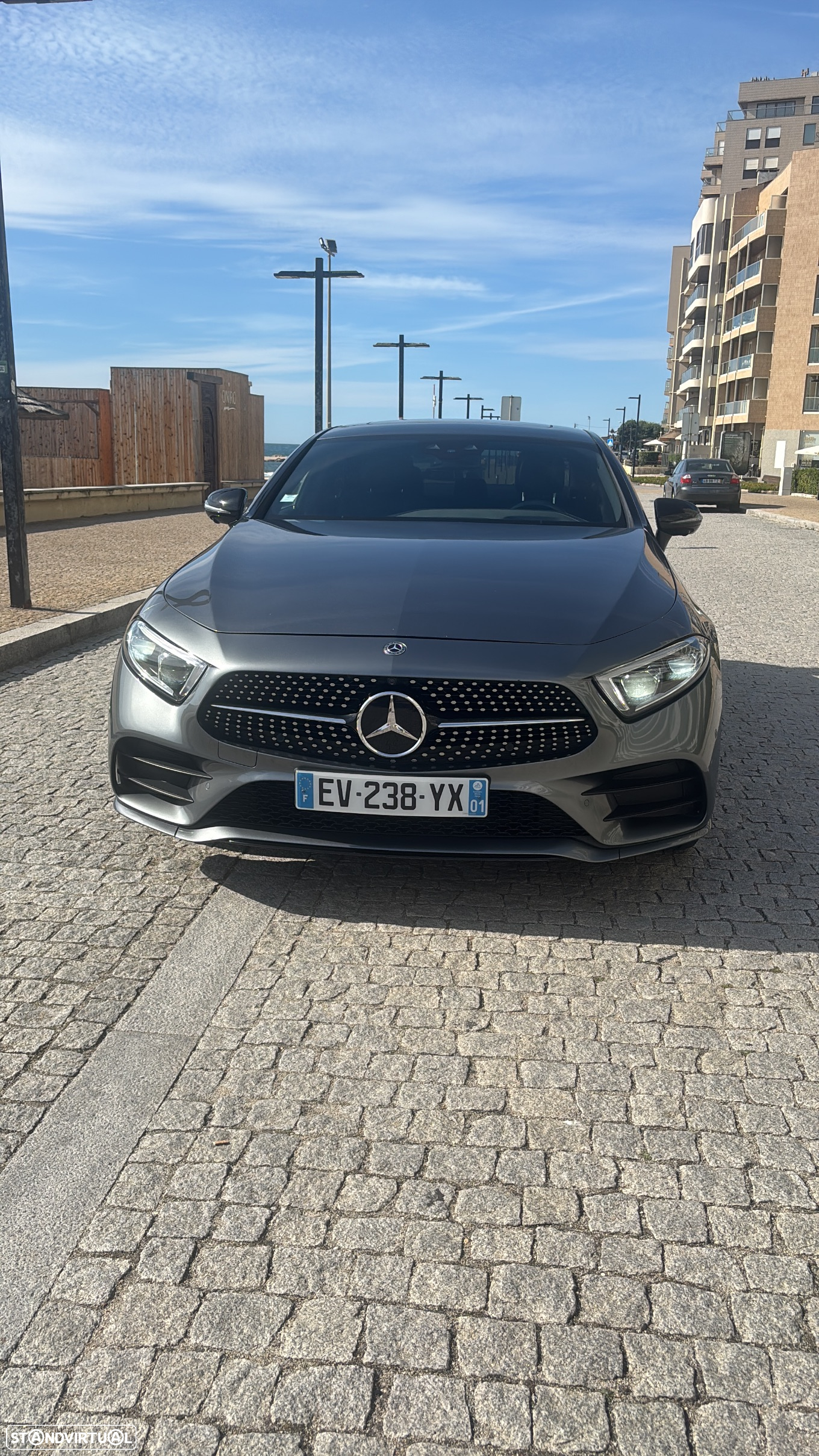 Mercedes-Benz 350 - 2